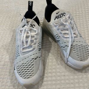 Nike Air Max 270